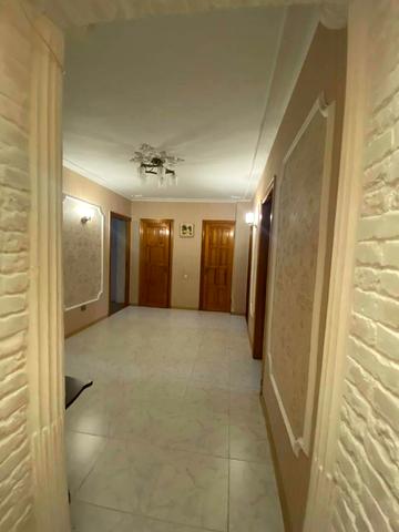 Академіка Філатова вул., 70/1