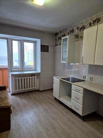 Квартира на Срібнокільській з ремонтом 1к Осокорки Рівермолл