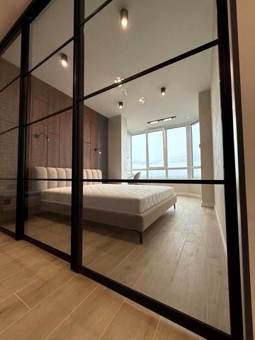 майдан Мистецькі Ворота пл., 9