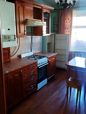 Урожайна вул., 19а