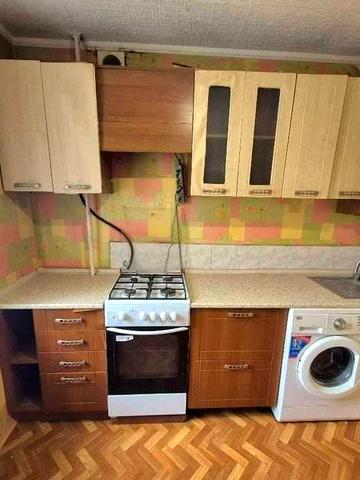 Стандартная 1 комн -38 метров. Центр. 8/10 эт. ГАЗ. ул.Бугаёвская