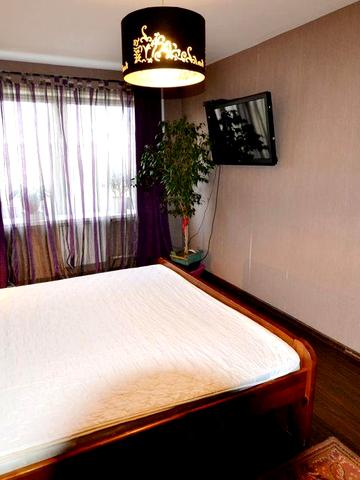 Здам 1 к. Пріорка, Площа Шевченка, Мінський масив, Вишгородська, 47Б