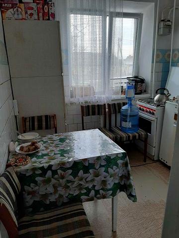 Здам довгостроково 3-х кімнатну квартиру в центрі смт Попільня