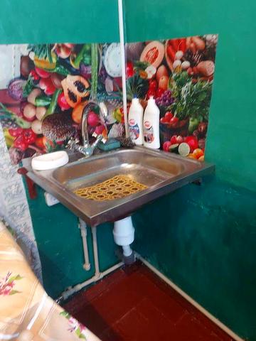 Продам 3х кімнатну квартиру  центральна частина м. Карлівка Полт. обл.