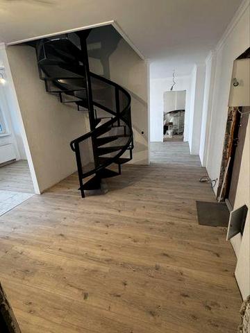 Продаж 2 рівневої квартири Вишгород Шолуденка 18 А