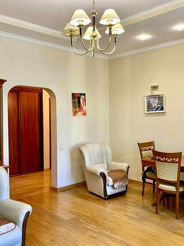 Оренда 3 к. вул. світло є завжди, Печерськ, Арсенальна