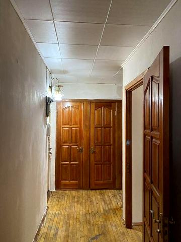 Продаж 3к на Гната Юри 18, біля ТЦ Квадрат, Борщагівка