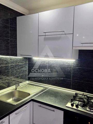 ‼️ с 12.01 2к студия центр, ул. Украинская, аренда (можно 2 мужчинам)