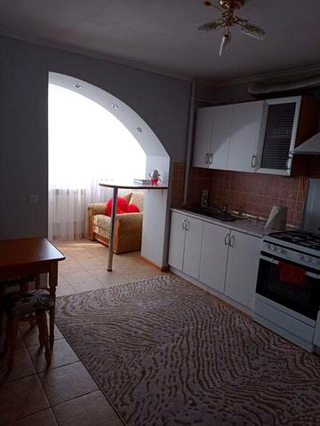 Продам однокімнатну квартиру в Богородчанах