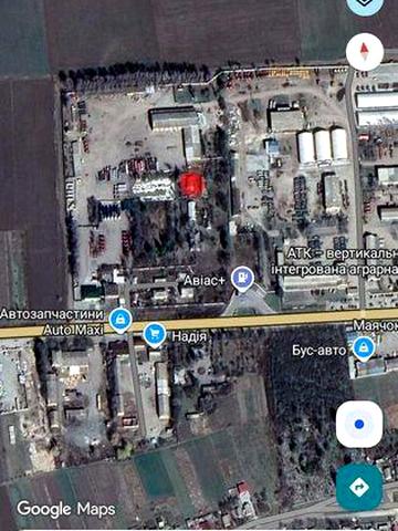 Продається 1/2 частина будинку.