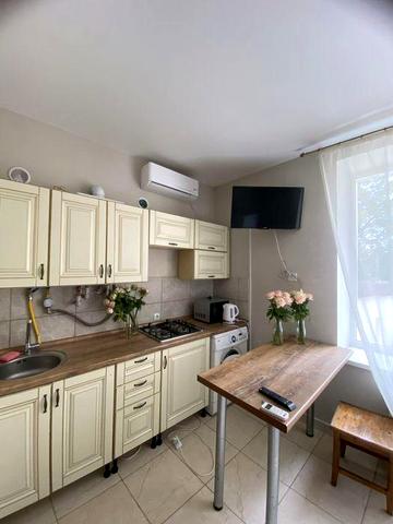 АРКАДИЯ. КАМАНИНА. Сдам дом, АОГВ, газ.  До июня