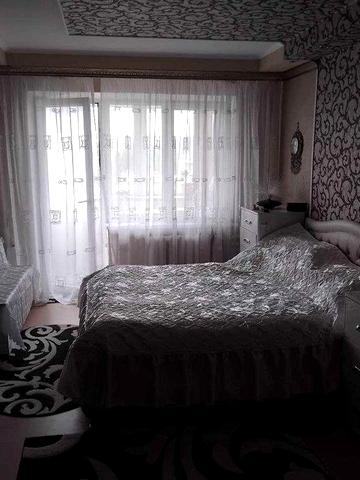 3-кімнатна квартира з ремонтом вул. Шолом-Алейхема, метро Лісова