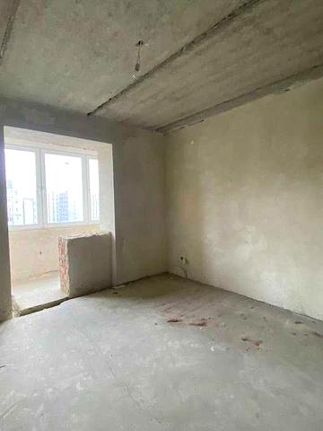 Продаж квартири у обжитому будинку + мансарда , вул Дорошенка.