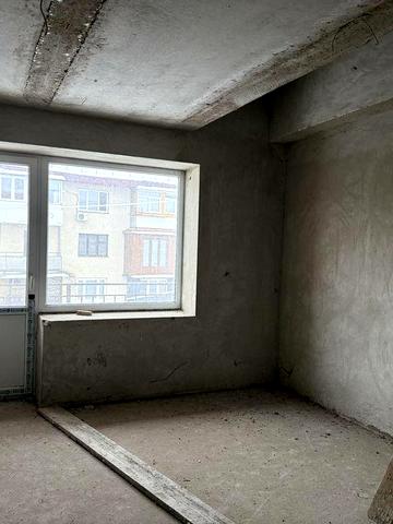 Квартина в новобудові, двох поверхова, загальна площа 93 м2