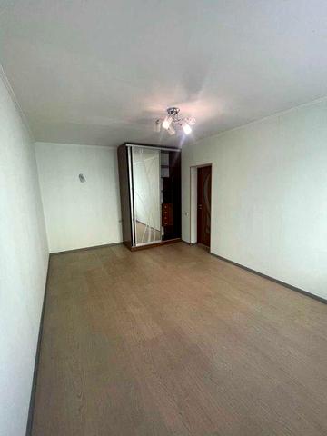 Продаж 3 кімн. вул. Межигірська 43