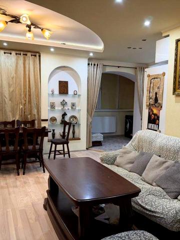 Продам квартиру з ремонтом район Казбет