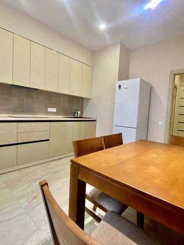 Жилянська вул., 68