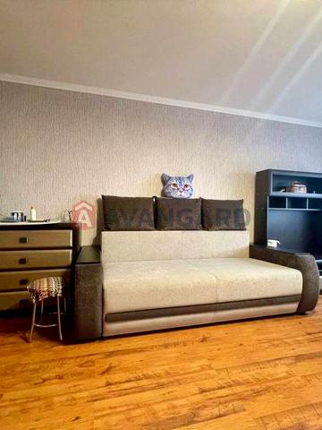 Простора 2-к. квартира з новим ремонтом. Казбет