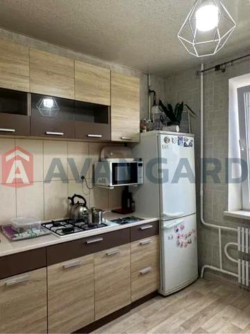 Металургів просп., 86а