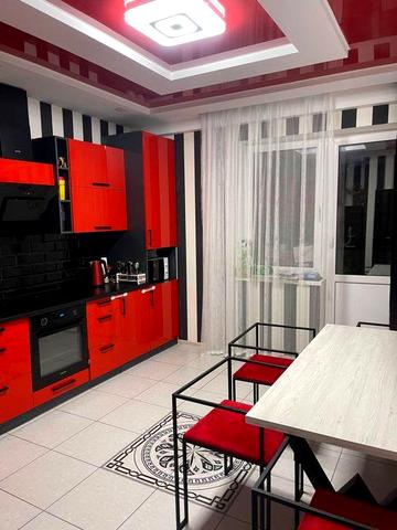 Продаж 3к Озерна Лісогрінівецька 18