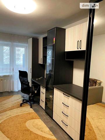 Довгострокова оренда 1к Квартира Набережна імені Василя Стефаника вулиця