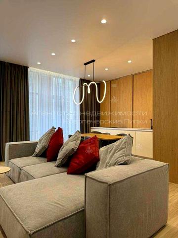 Оренда 3 кімнатнї квартири в ЖК "Новопечерські Липки" Верхогляда, 19а