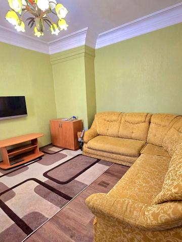 провулок Паровозний, 3