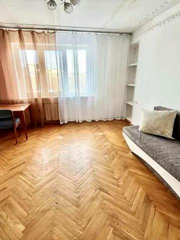 Оренда 2к квартири Святошинський  Ак. Доброхотова 11А