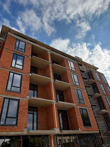 Личаківська вул. (), 179