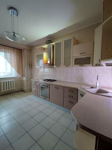 Продається 3 кімн квартира Грушевського 15 Бровари