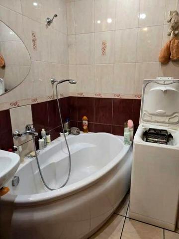 Пролам большую 2 х ком кввртиру на Левобережном 3, проспект Мира 3