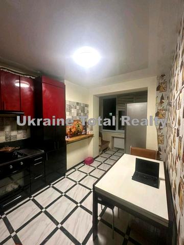 Академіка Шалімова вул., 63-А