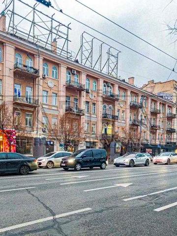 Центр Києва | 2К 73,6 м² | Велика Васильківська | 1 хв метро