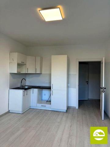 Продається однокімнатна квартира в інтуристі