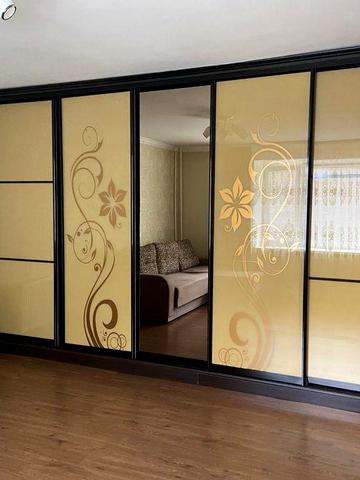 Сдам на довготривалий строк 1 кімнатну квартиру по вул. Металістів