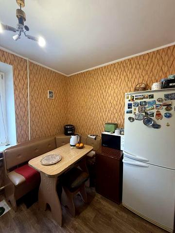 Продаж двох кімнатної квартири. Васильків.