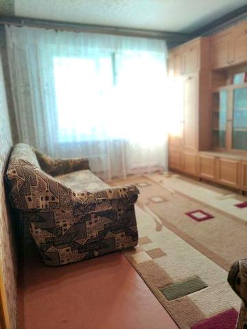 2-кімнатна квартира у 4-му м-районі від власника