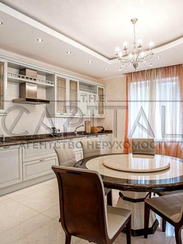 Київська вул.