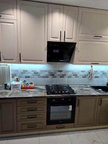 Продається 3-ох кімнатна квартира з дизайнерським ремонтом ЖК Липки