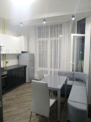 Панаса мирного, 7/1