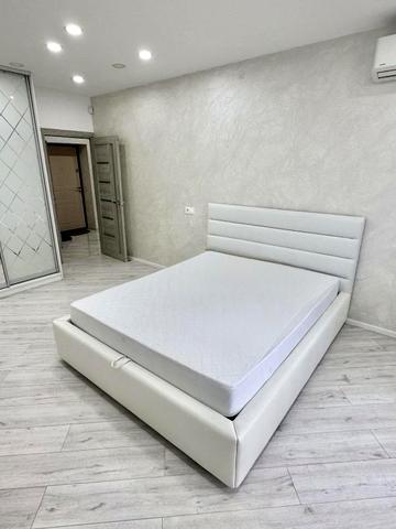 Панаса Мирного вул., 1