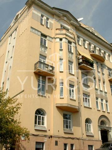 Круглоуніверситетська вул., 7