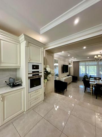 Новоберегова вул.