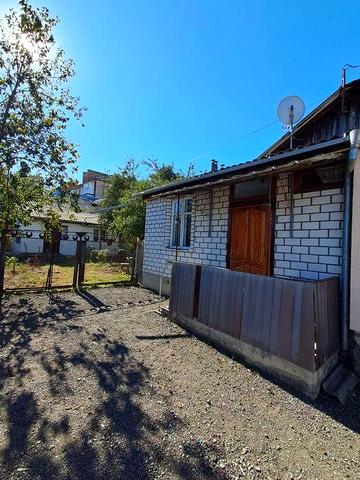 Продаж частини будинку