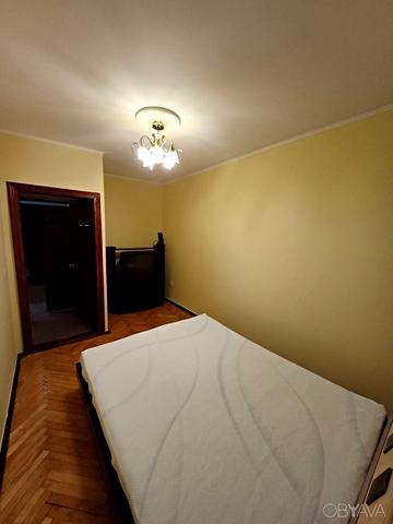 Гетьмана Павла Полуботка вул., 21