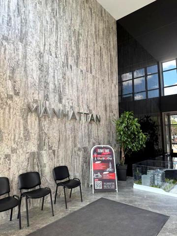 Академіка Філатова вул., 2