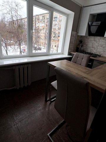 Продам 2-кімн. квартиру, Соломянський р-н, Відрадний OV