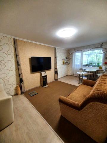 Здається 3-кімнатна квартира в центрі м.Покров