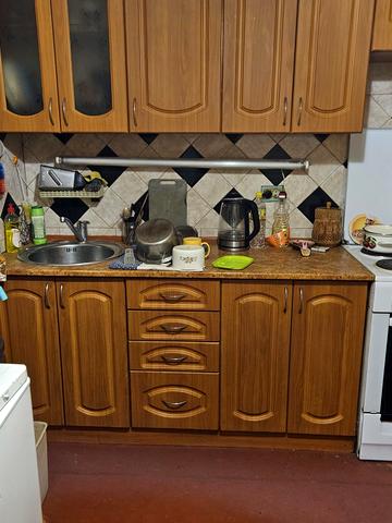 Анни Ахматової вул., 6