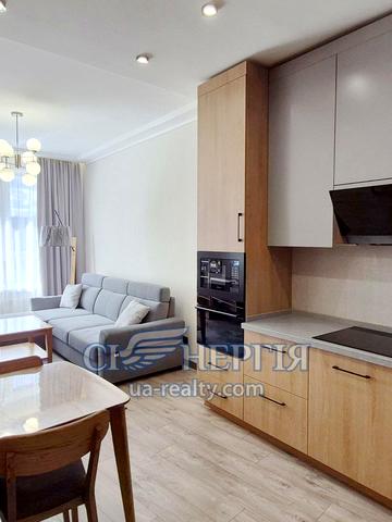 Василя Тютюнника вул. (Анрі Барбюса), 28-А